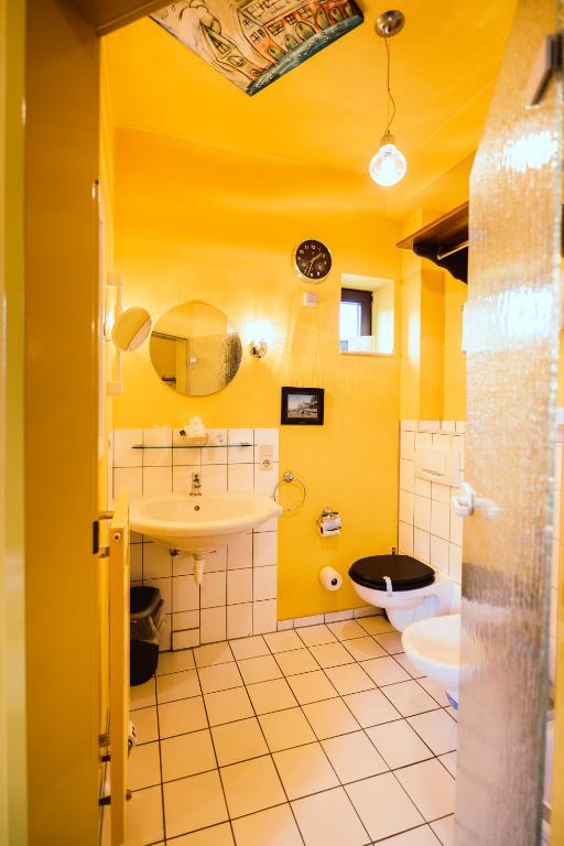 Koupelna v ubytování Design Hotel Euskirchen