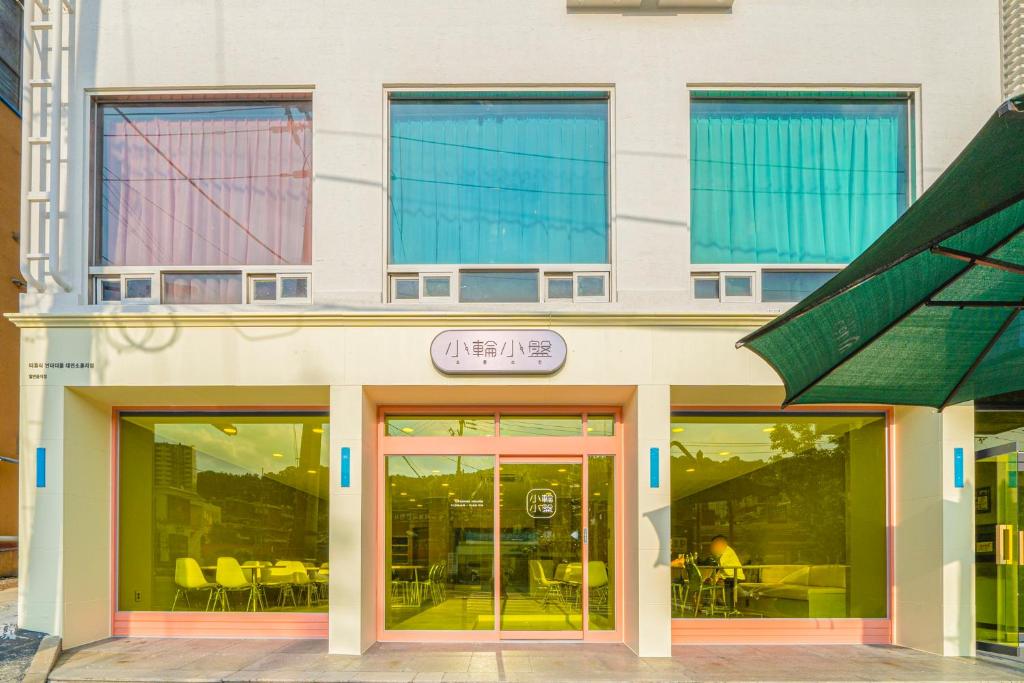 Budova, kde se hotel nachází
