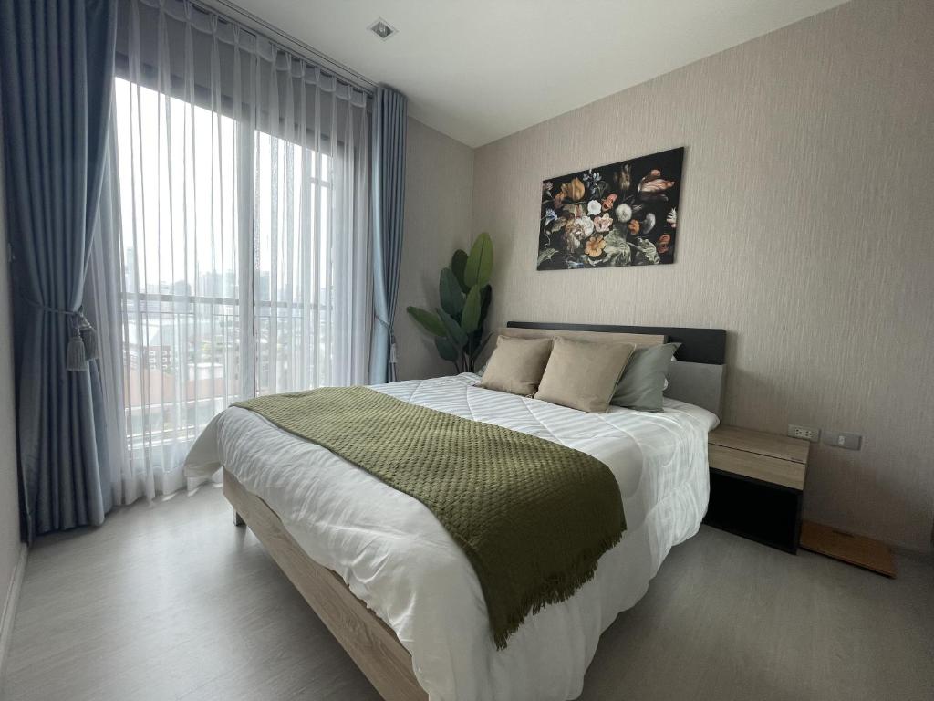Postel nebo postele na pokoji v ubytování Ultra luxury Condo