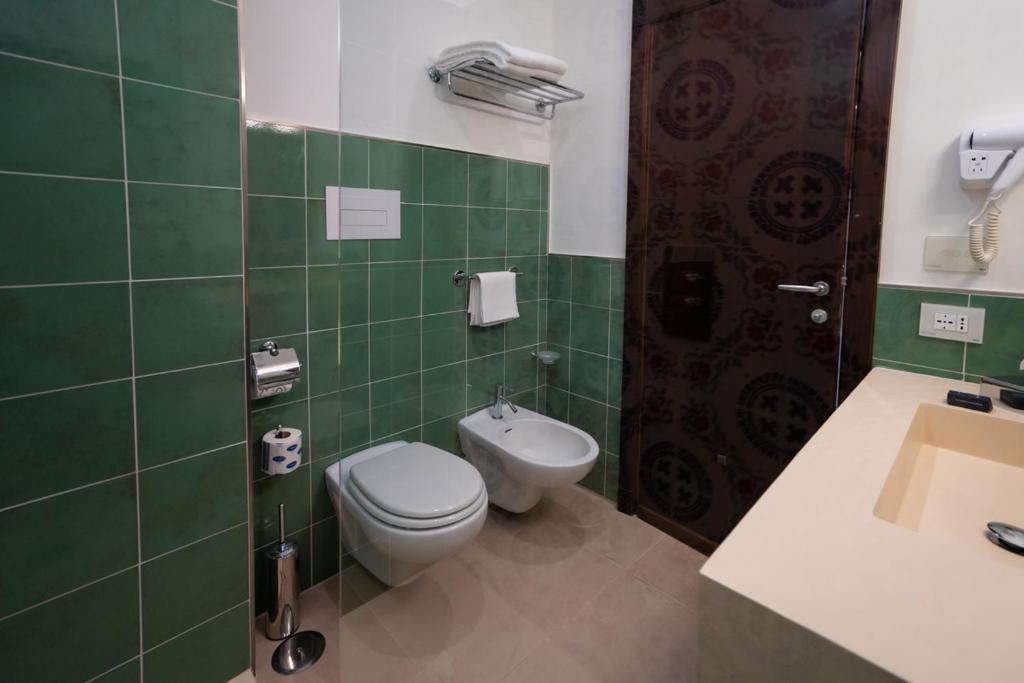 Łazienka w obiekcie Hotel Schuhmann
