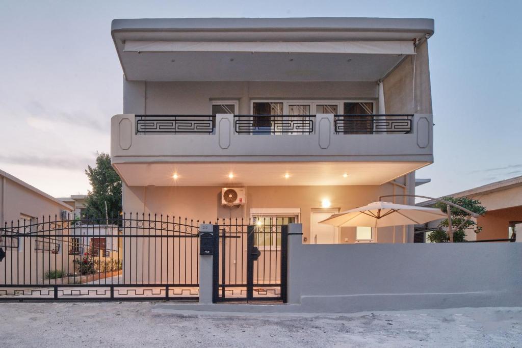 A balcony or terrace at Friday Collection
