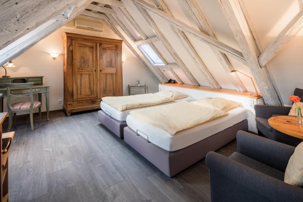 Posezení v ubytování Hotel-Restaurant Hackteufel