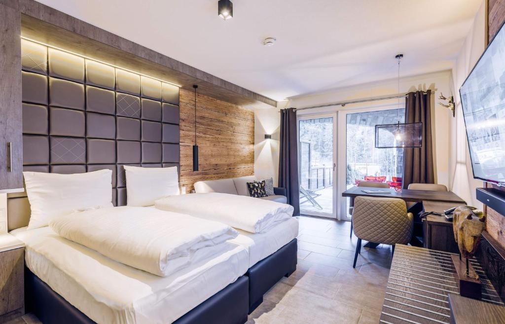 AvenidA Mountain Lodges Saalbach - 1