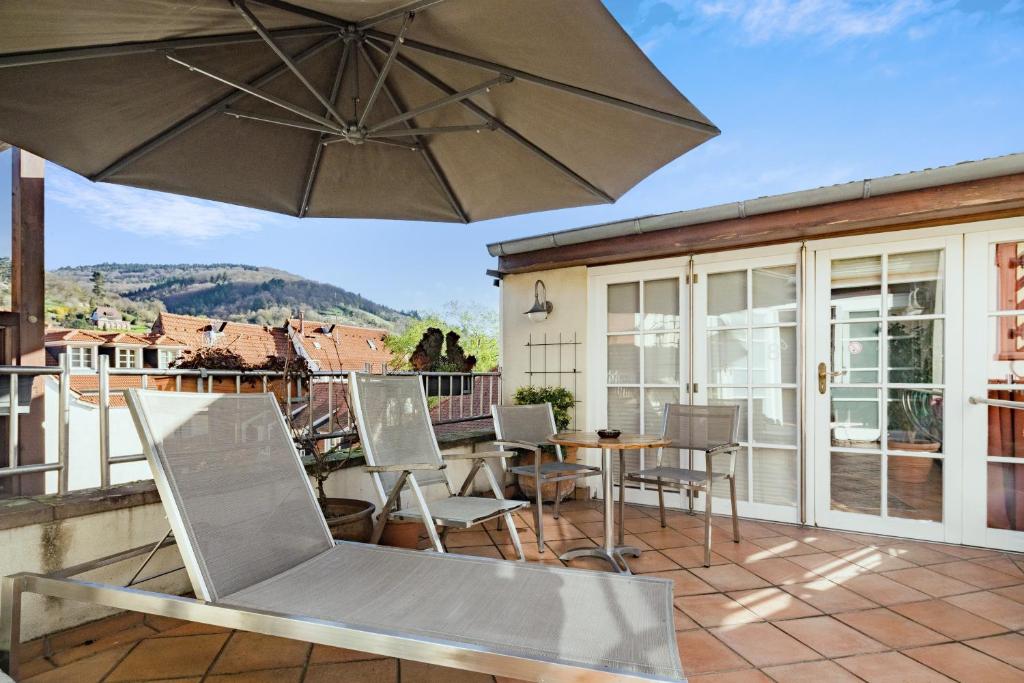 Nespecifikovaný výhled na hory nebo výhled na hory při pohledu z hotelu