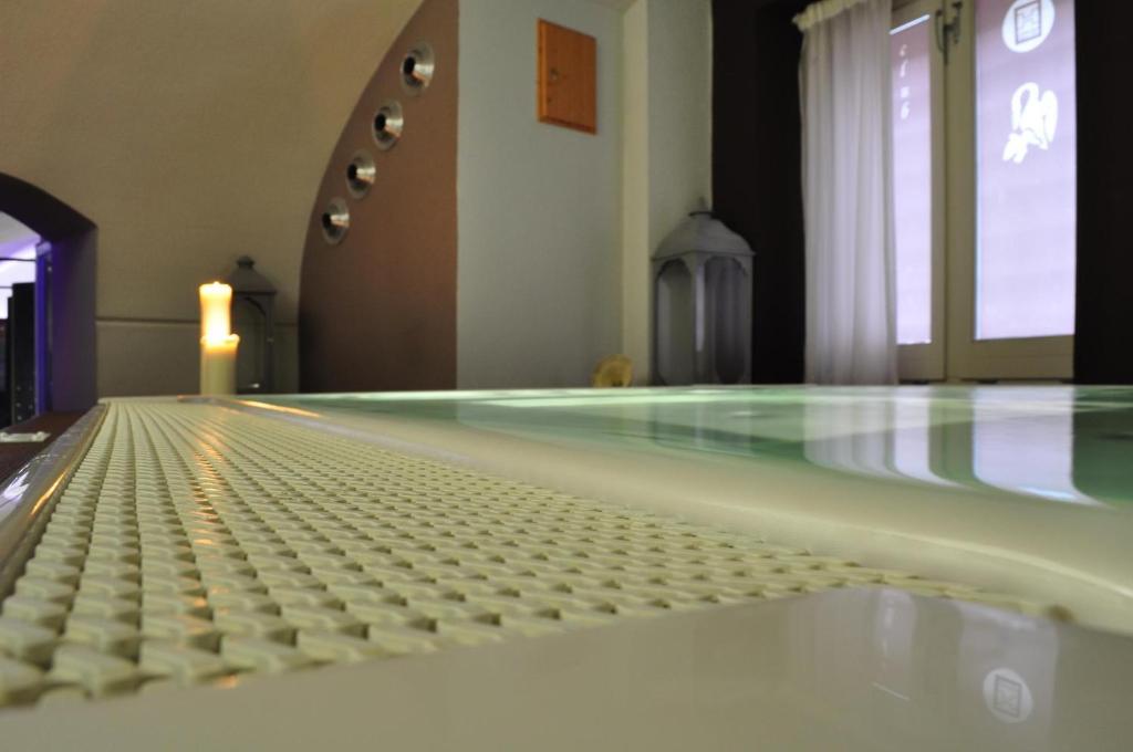 Grand Hotel Piazza Borsa - Resim 4