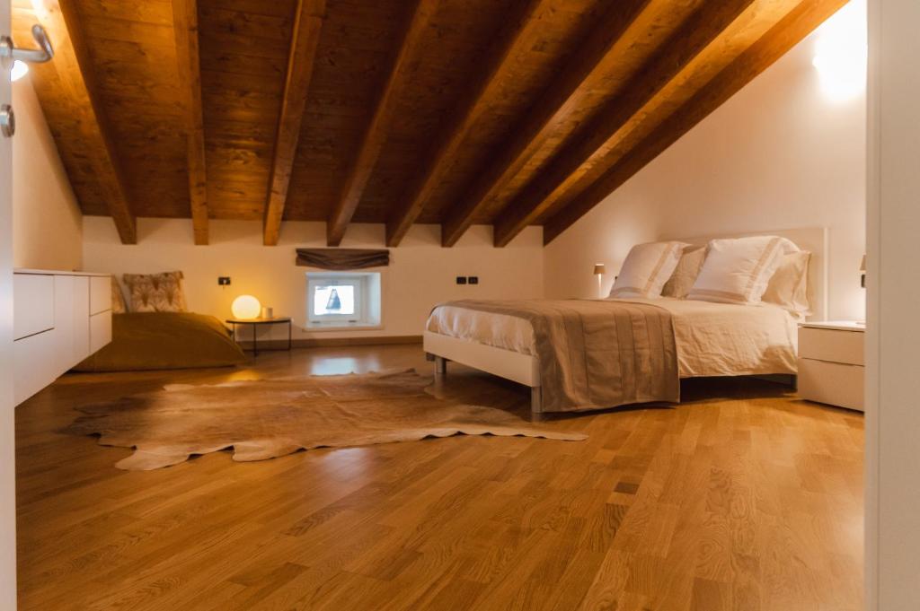 A bed or beds in a room at Casa Celeste