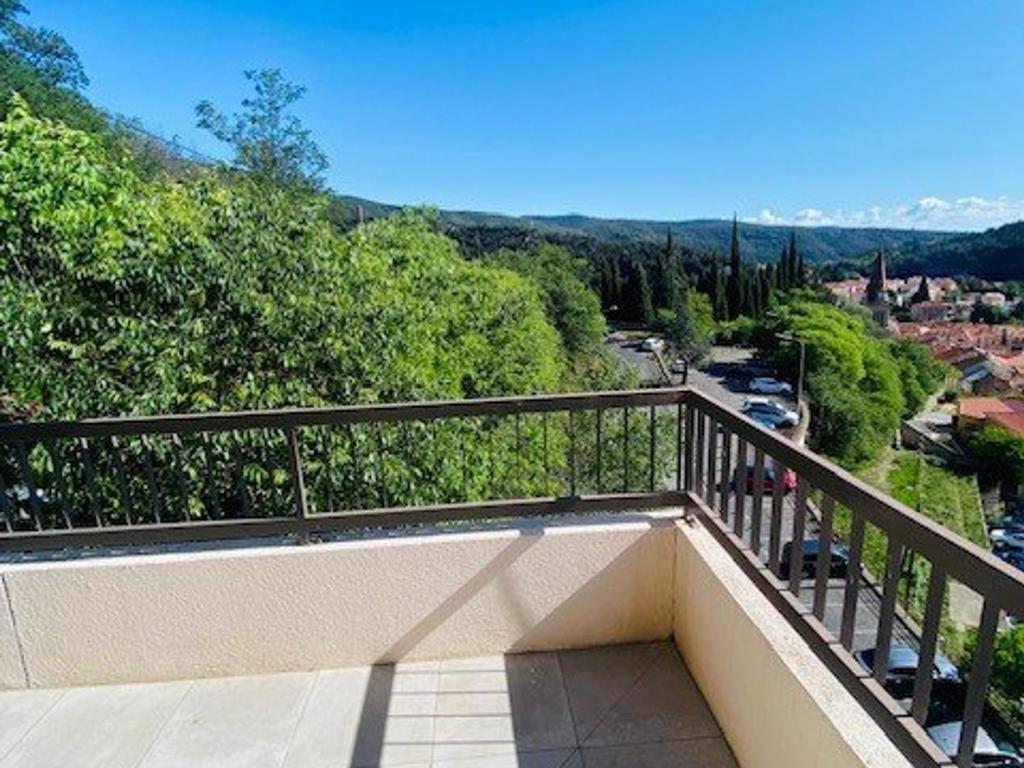 Výhľad na hory alebo výhľad na hory priamo z apartmánu