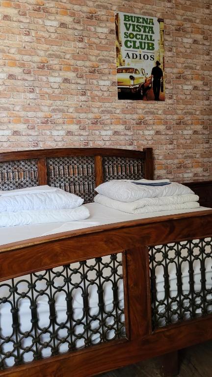 Postel nebo postele na pokoji v ubytování Chmielna 5 Rooms & Apartments