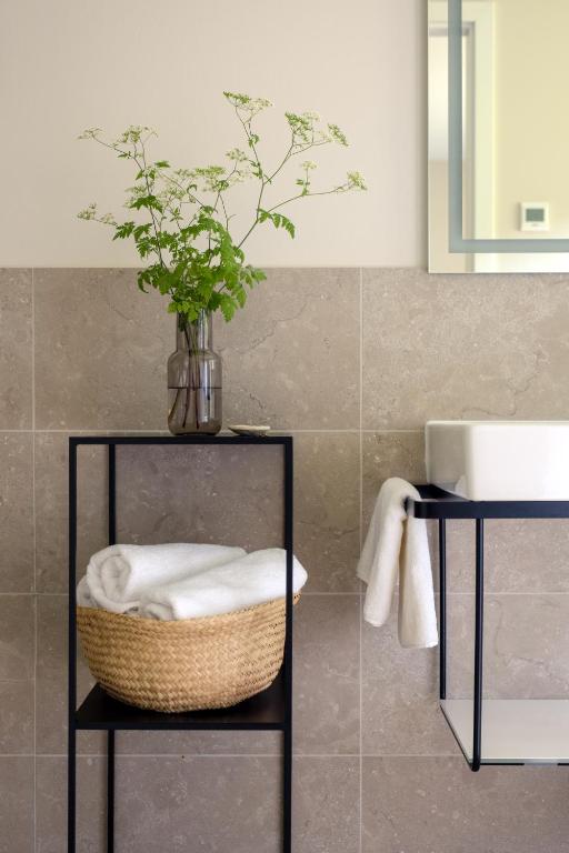 Galeriebild der Unterkunft Park am See x Nattika Ayurveda, HOTEL HEALTH SPIRIT in Penzlin