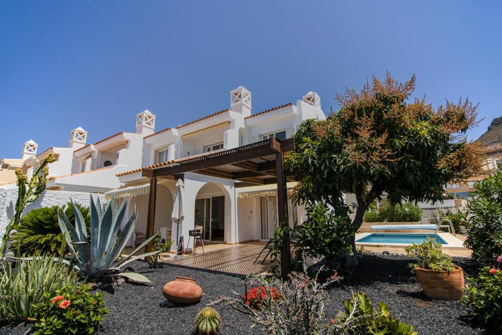 Villas Villa con piscina privada en Costa Adeje en Adeje, Tenerife