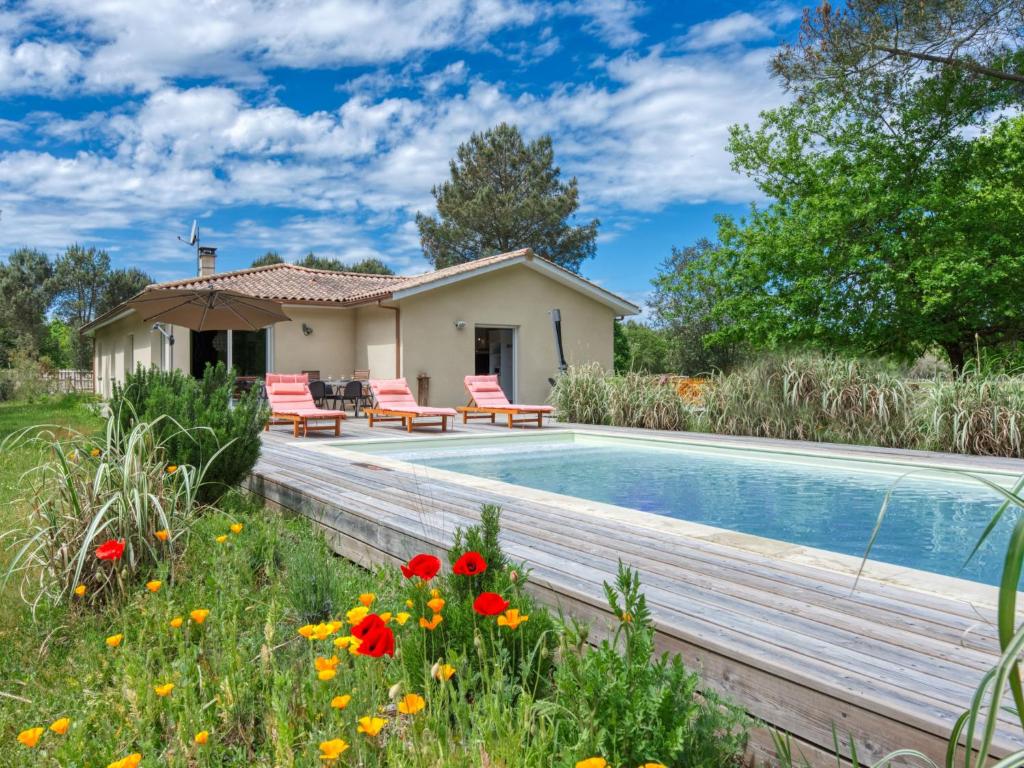 Πισίνα στο ή κοντά στο Villa Nico by Interhome