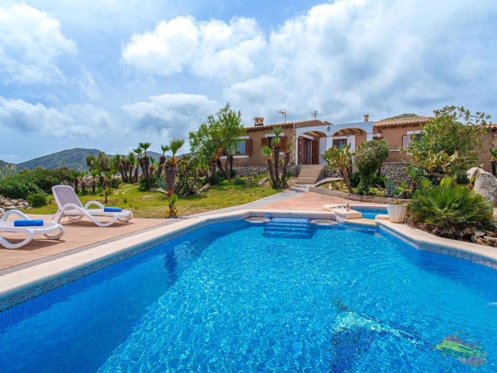 Бассейн в Villa Cala Torta Na Moli by Interhome или поблизости