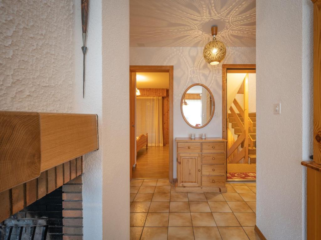 Fotografie z fotogalerie ubytování Apartment Austral 204 by Interhome v destinaci Ovronnaz