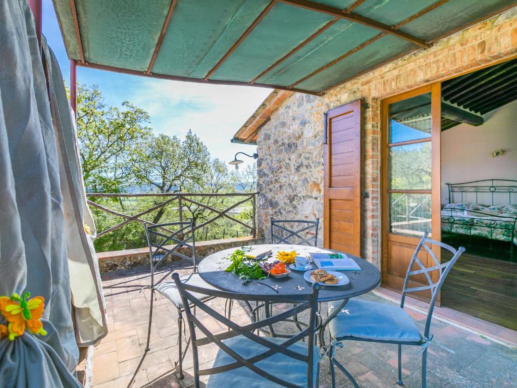 Balkon lub taras w obiekcie Holiday Home Il Fienile by Interhome