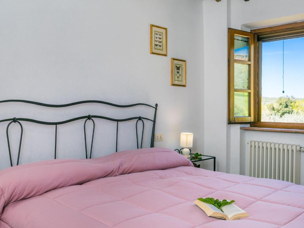 Łóżko lub łóżka w pokoju w obiekcie Holiday Home Il Fienile by Interhome