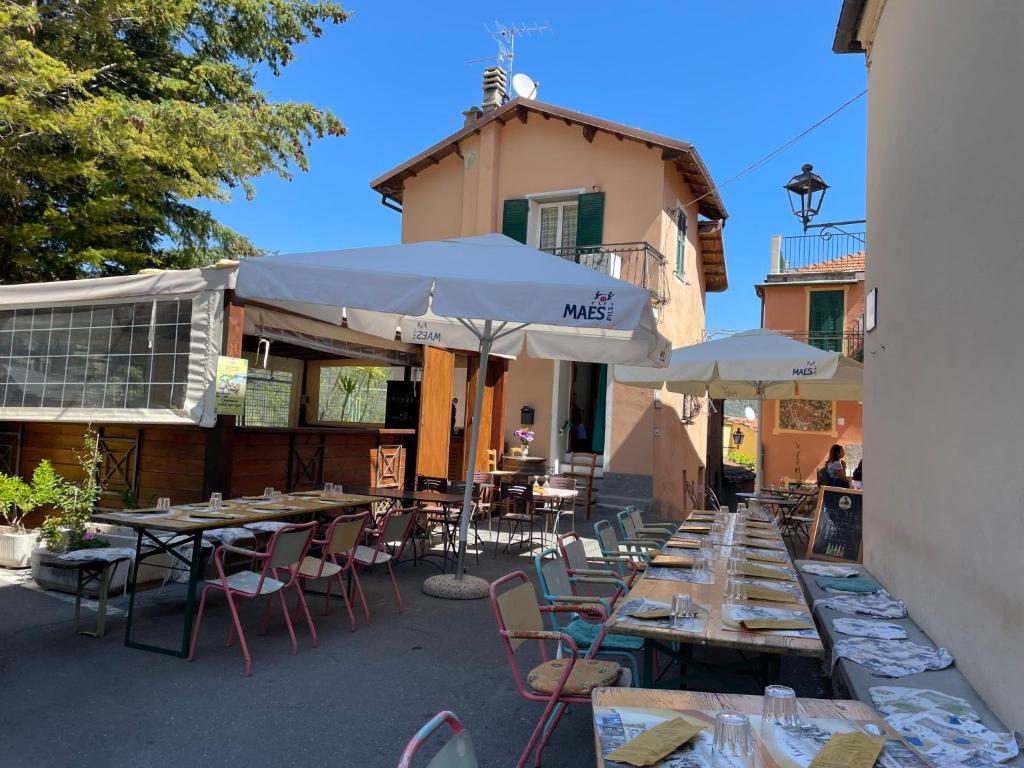 Reštaurácia alebo iné gastronomické zariadenie v ubytovaní Holiday Home Bellaria - VLO190 by Interhome