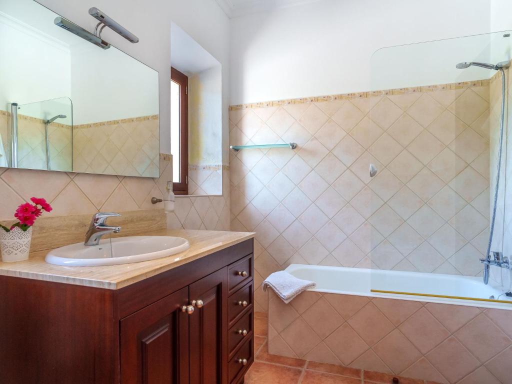 Fotografie z fotogalerie ubytování Holiday Home Juan by Interhome v destinaci Es Carritxo