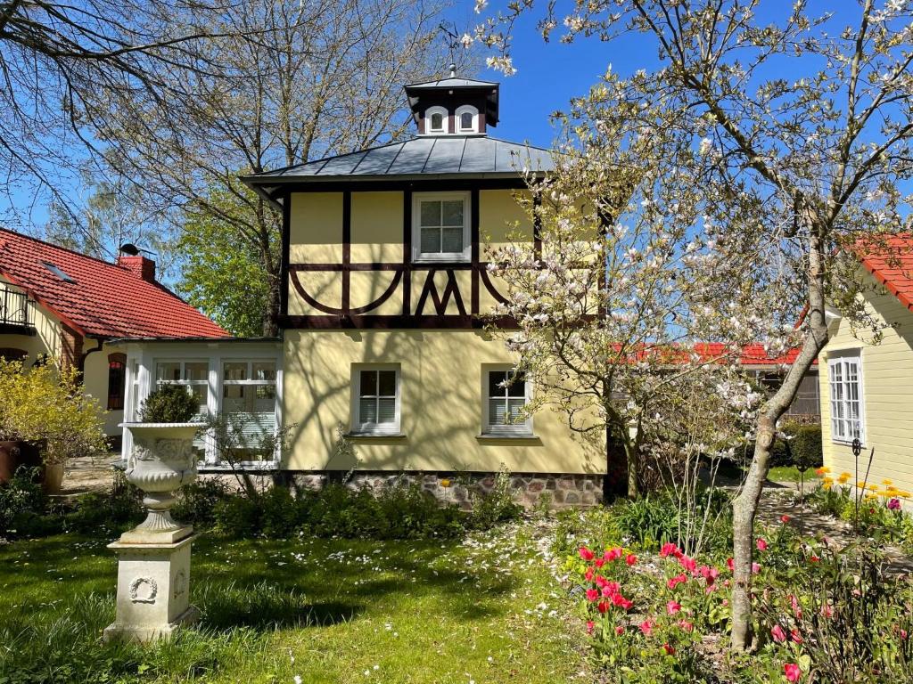 Holiday Home Altes Taubenhaus by Interhome - Housity