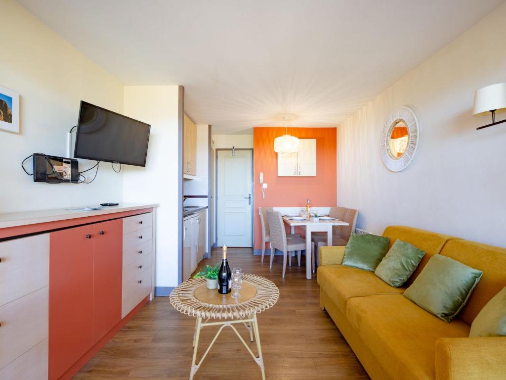 Fotografia z galérie ubytovania Apartment Village Cap Estérel - Le Belvédère-13 by Interhome v destinácii Agay - Saint-Raphaël