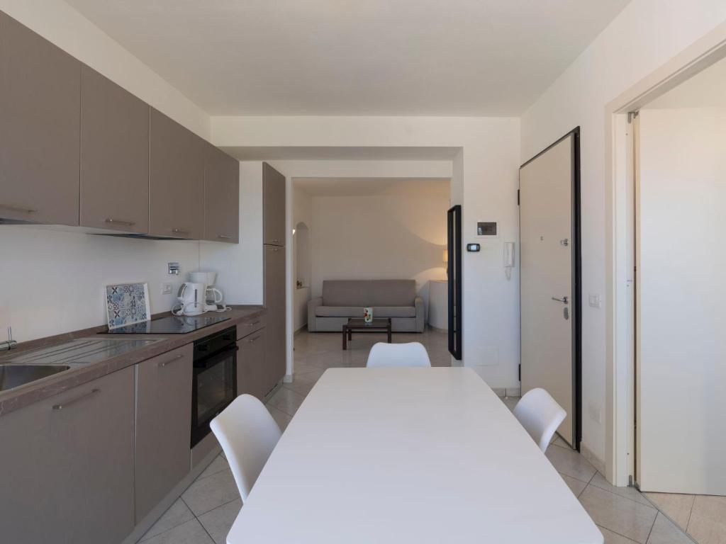 Kuchnia lub aneks kuchenny w obiekcie Apartment Rosmarino by Interhome