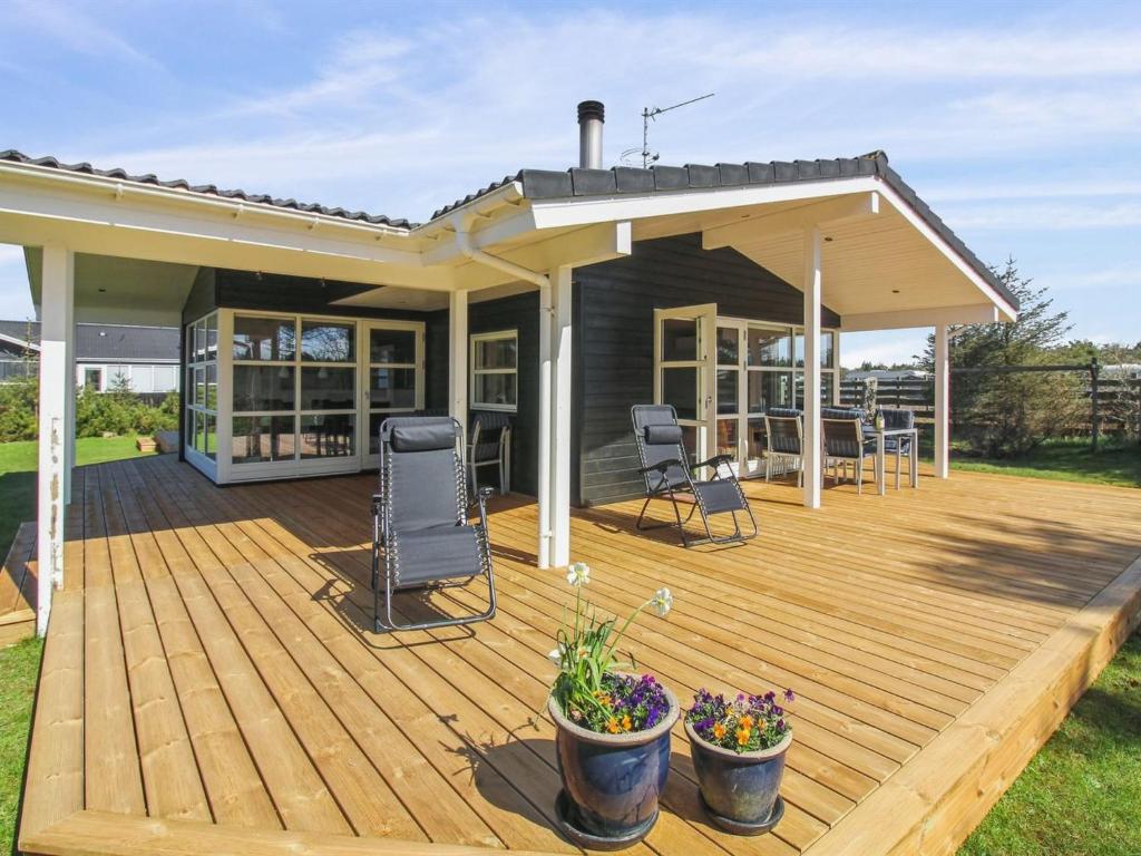 Zahrada ubytování Holiday Home Troels - 750m from the sea by Interhome