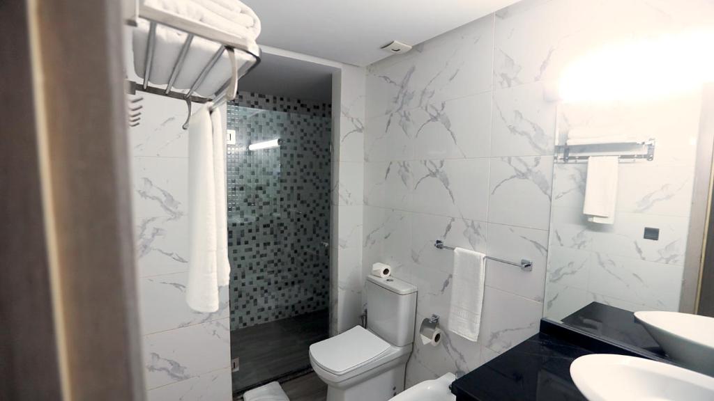 Koupelna v ubytování HOTEL BELLE VUE MEKNES