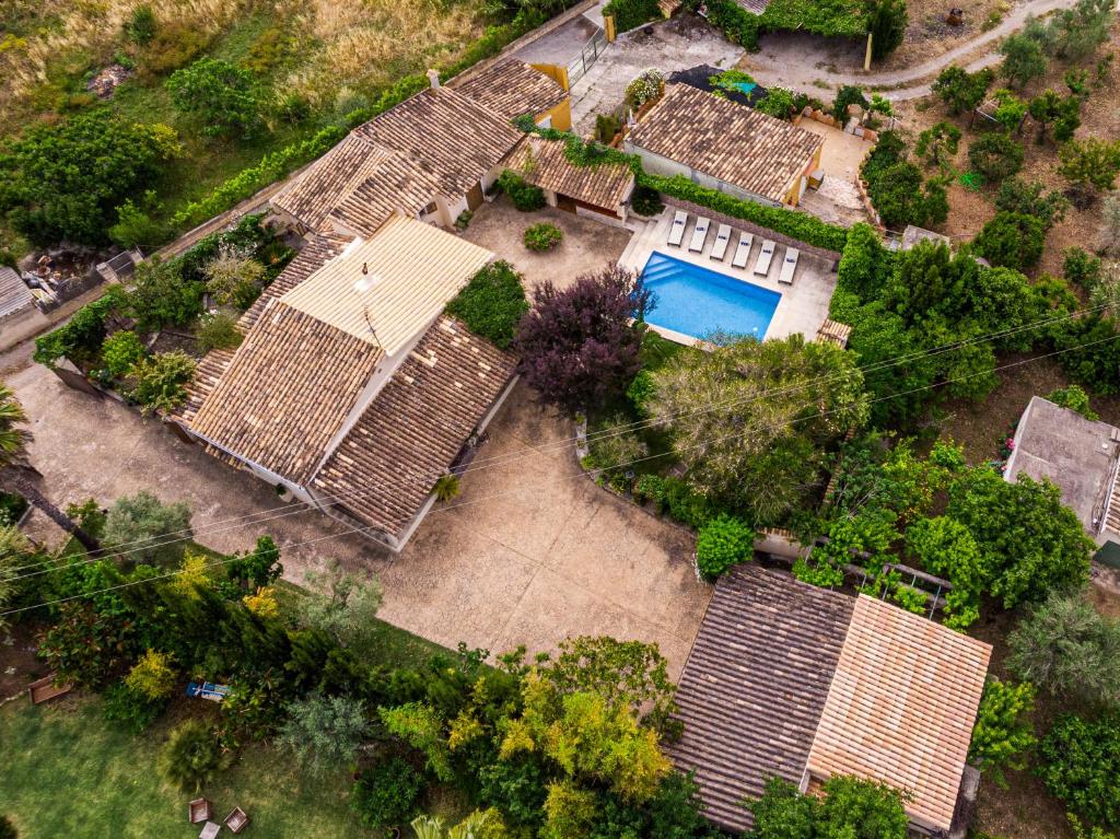 Bazén v ubytování Villa Torres Pollensa - BY EMERALD STAY nebo v jeho okolí