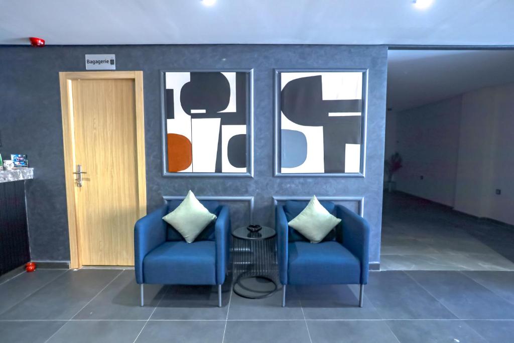 Posezení v ubytování HOTEL BELLE VUE MEKNES