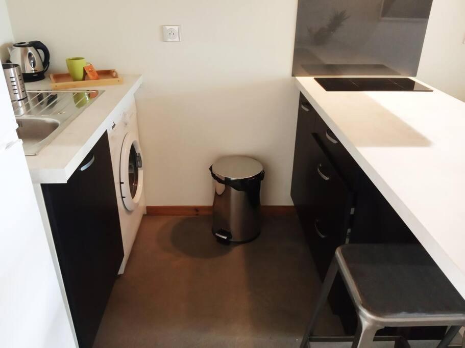 Kuchyň nebo kuchyňský kout v ubytování Duplex vue mer - Saline les bains