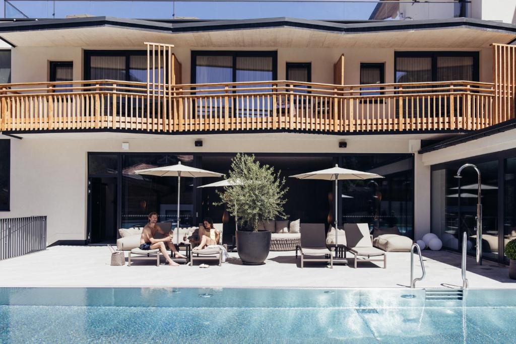 Bazén v ubytování Hotel habicher hof 4-Sterne-Superior nebo v jeho okolí
