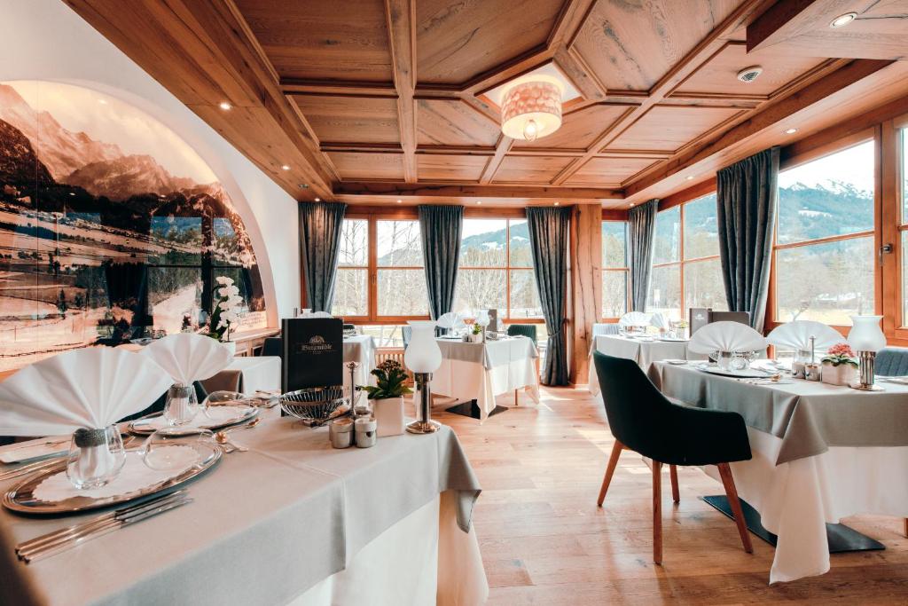 Restaurace v ubytování Parkhotel Burgmühle
