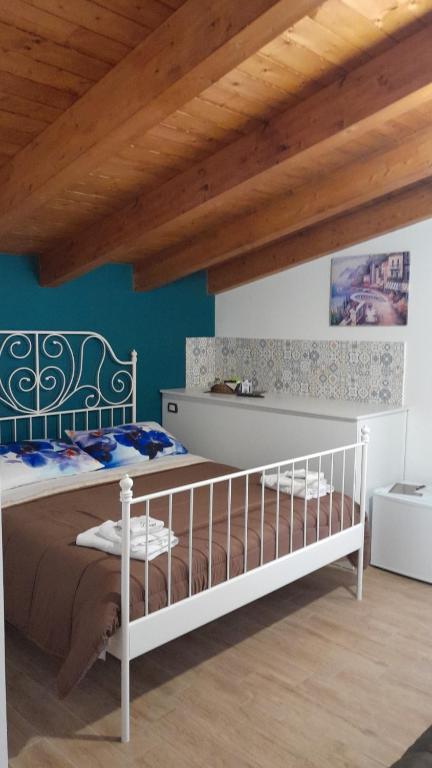 B&B Zurro " con piscina e relax vicino al mare"