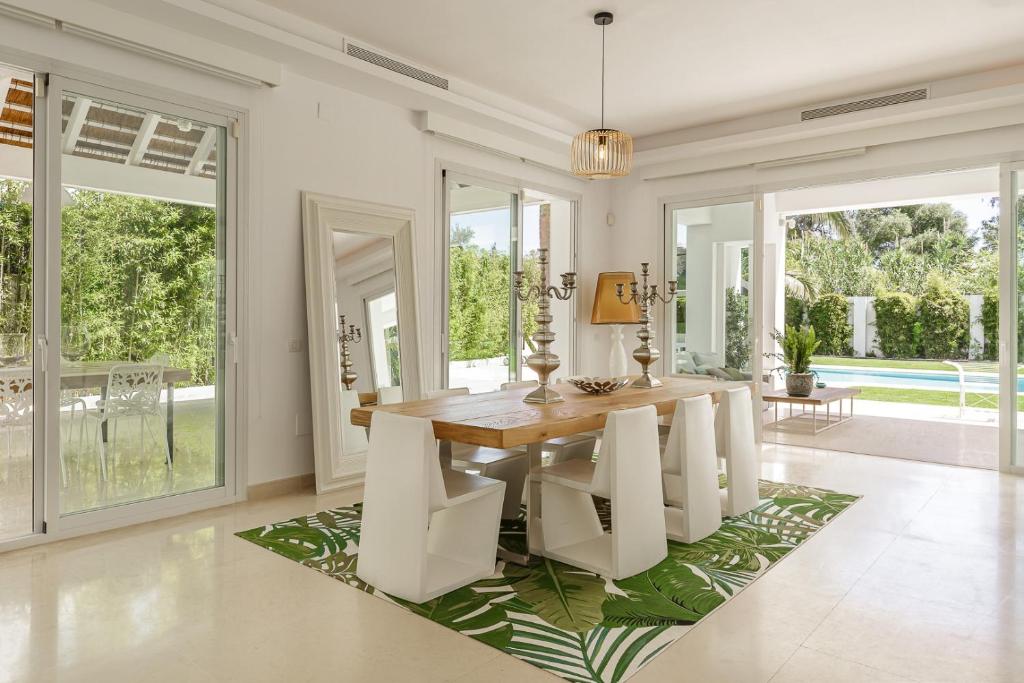 Kép Holiday villa for rent in Marbella szállásáról Esteponában a galériában