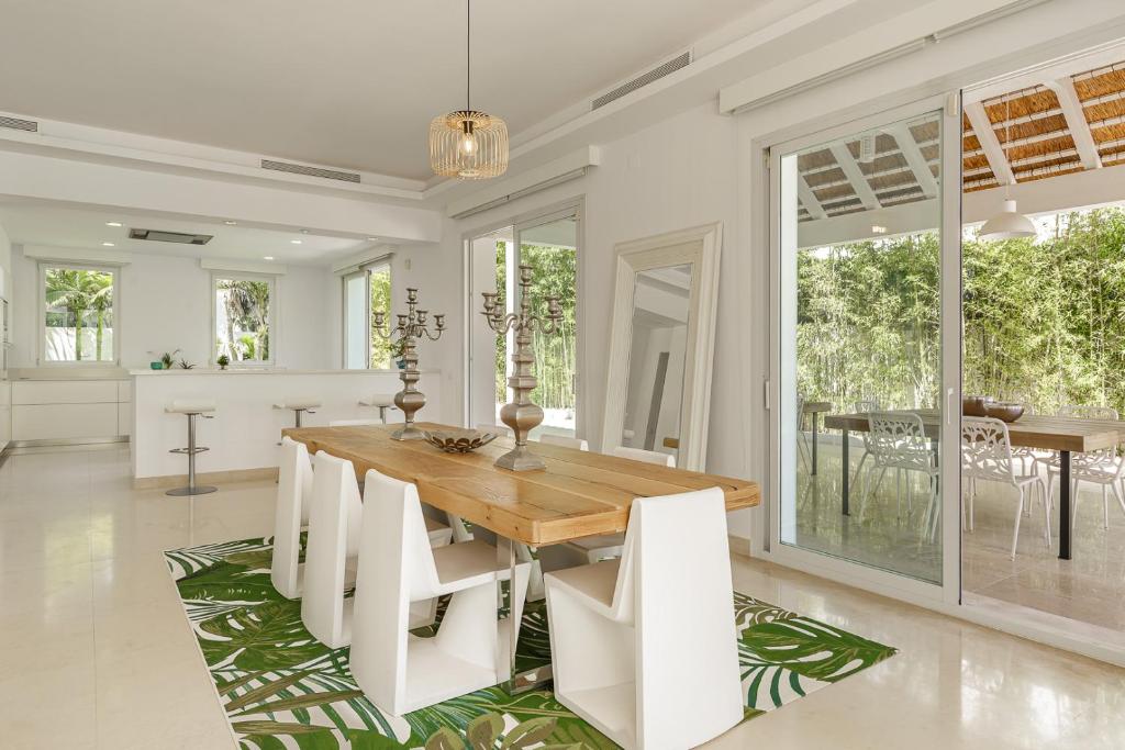 Kép Holiday villa for rent in Marbella szállásáról Esteponában a galériában