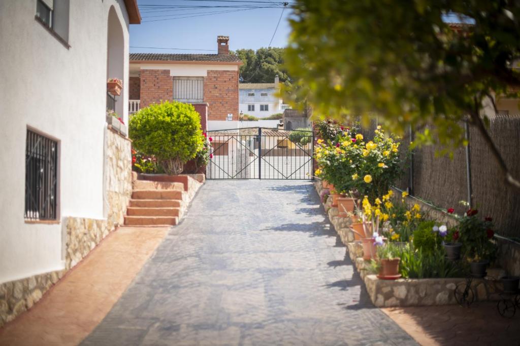 Fotografie z fotogalerie ubytování Catalunya Casas Tranquil nature "feel" , yet only 4 min to beach! v destinaci Calafell