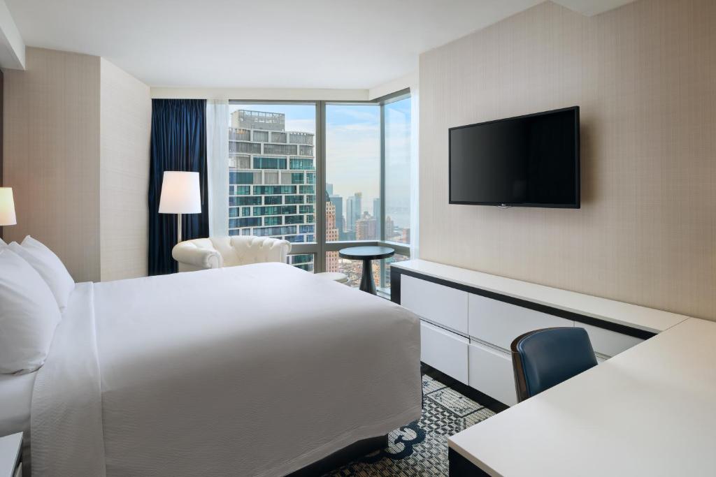 Residence Inn by Marriott New York Manhattan/Central Park - Standard Studio With Times Square View