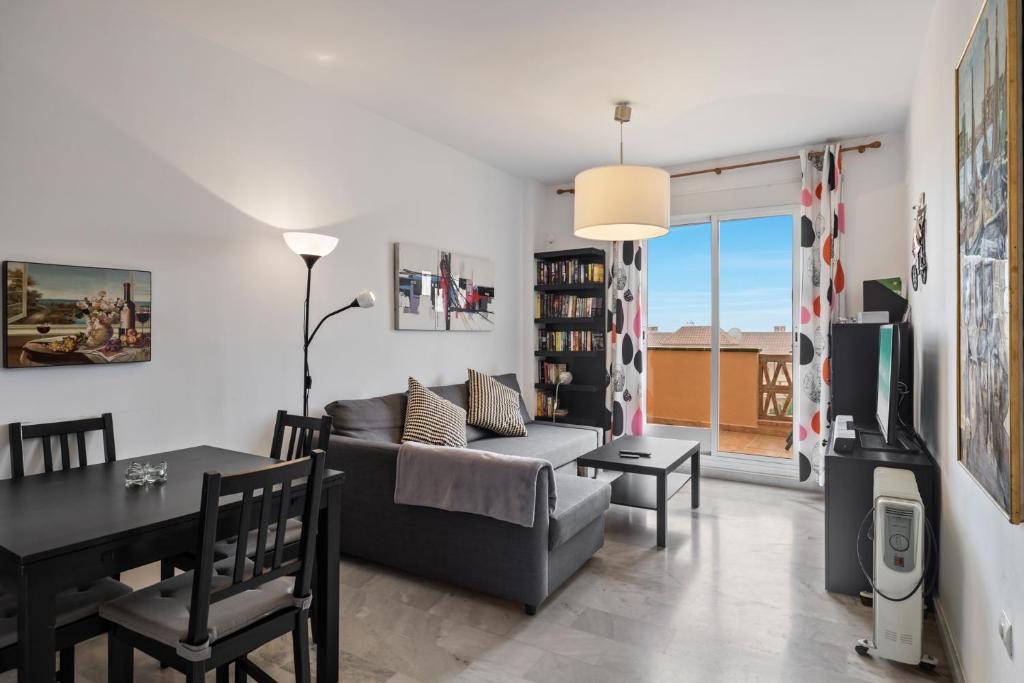 Fotografie z fotogalerie ubytování Sunset apartment with pool in El Faro Ref 211 v destinaci Fuengirola