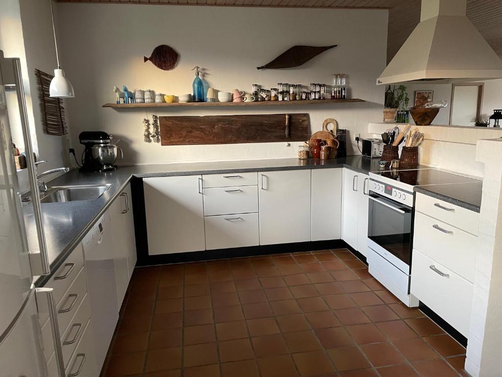Kuchyň nebo kuchyňský kout v ubytování Anita's B & B