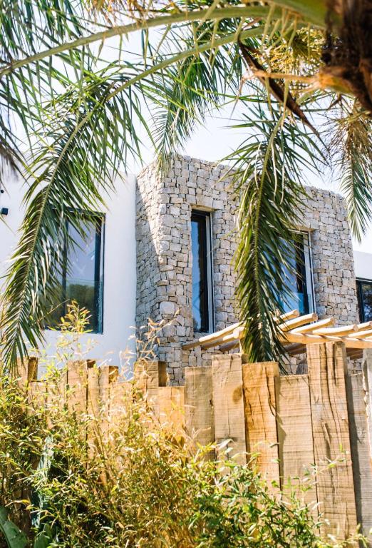 Ogród w obiekcie Villas Alemagou