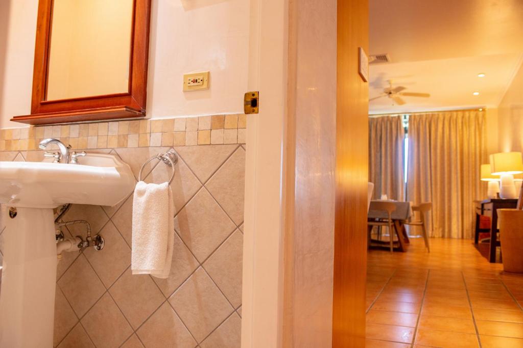 Koupelna v ubytování Bougainvillea 8211 Luxury Apartment - Reserva Conchal