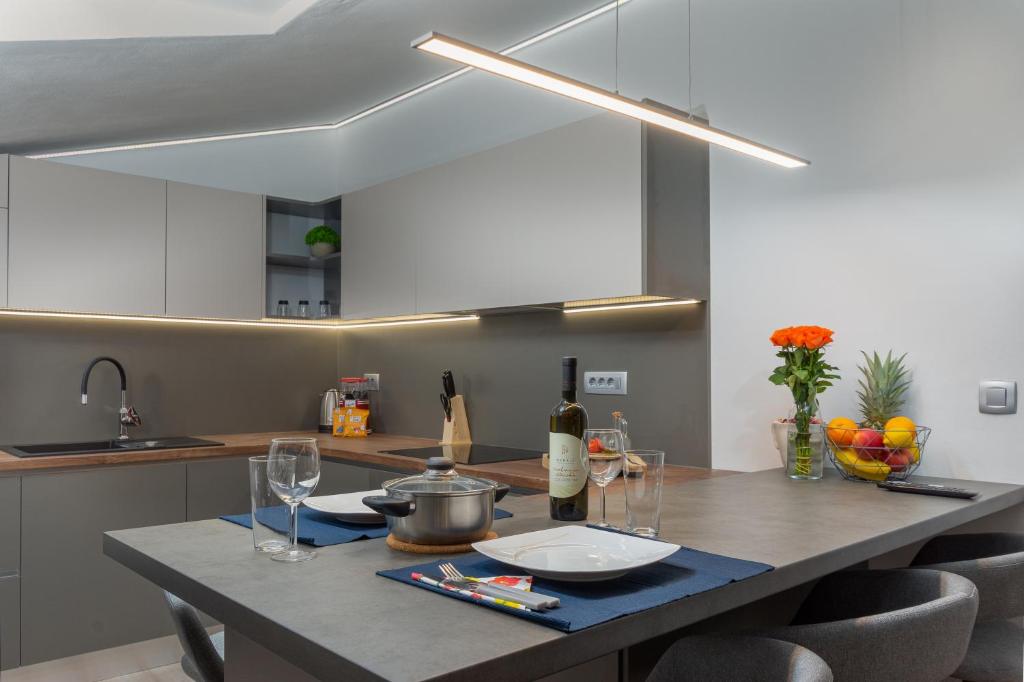 Kuchyň nebo kuchyňský kout v ubytování Apartment Ena Near Pula Amphitheater