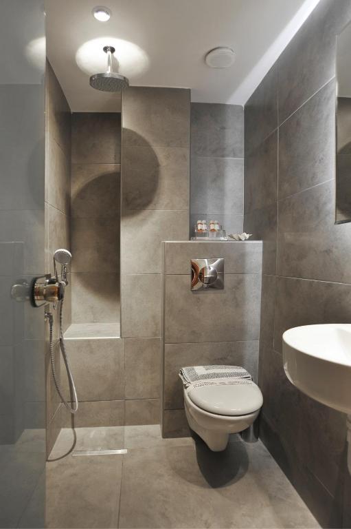 Koupelna v ubytování Fedriades Delphi Hotel