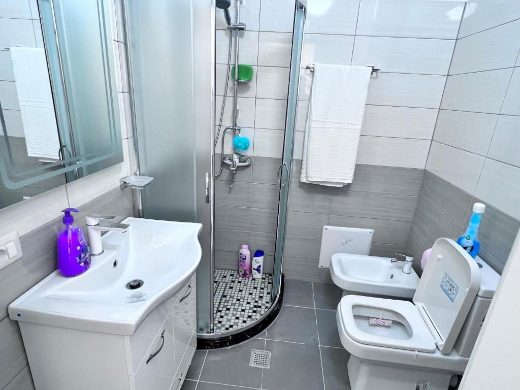 White Luxury - Imazhi 8