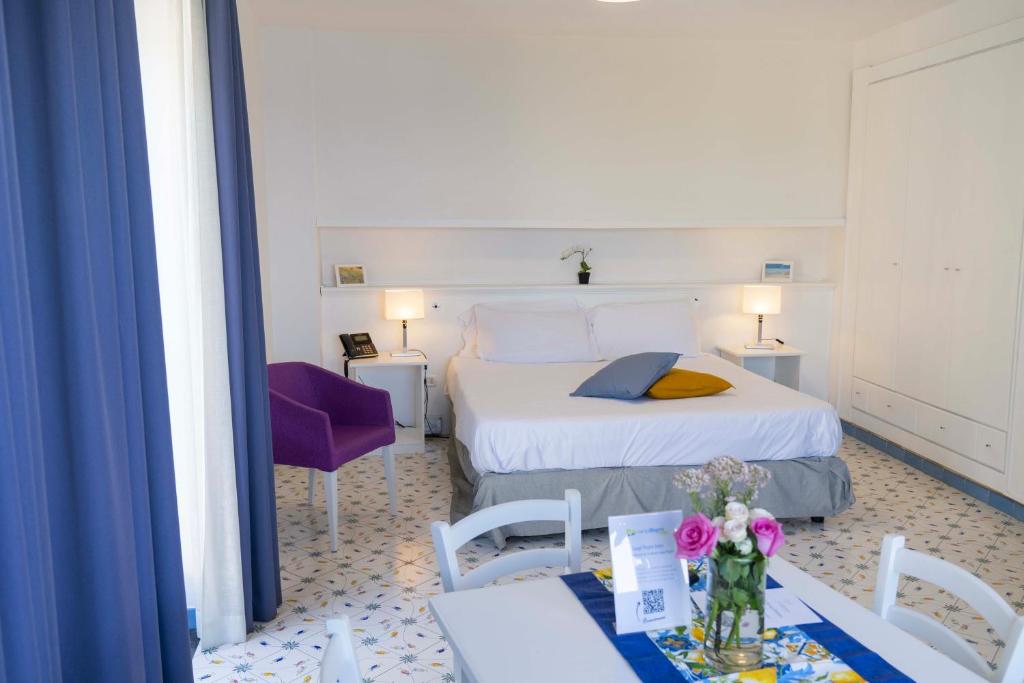Cala Moresca Apartments