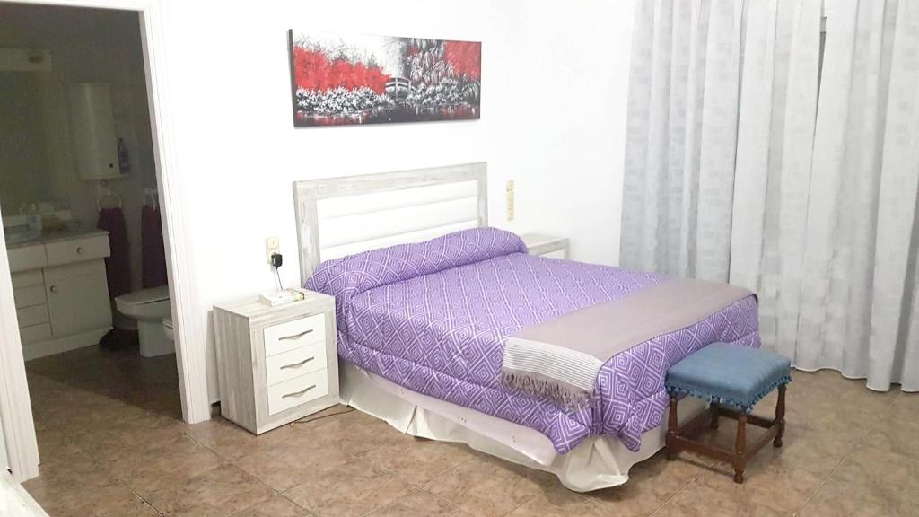 Posteľ alebo postele v izbe v ubytovaní Spacious House with Private Pool in Vera, 420 sqm