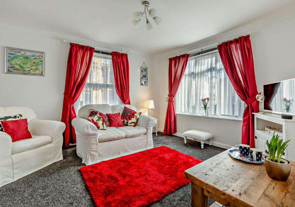 Treglen, Combe Martin (updated prices 2024)