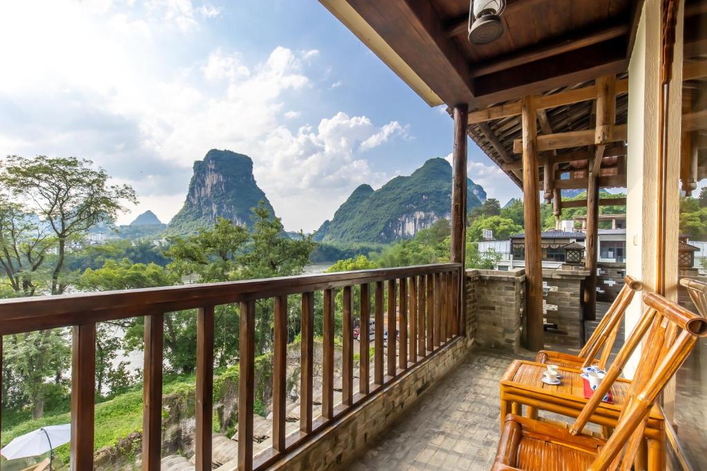 Yangshuo River Lodge Hotel-Free pick up from Yangshuo Area over three nights - Deluxe River View Double Bed Room