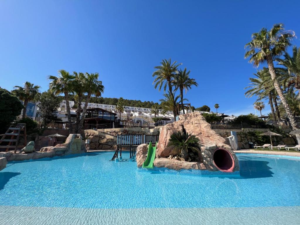 Alq 235 Imperial Park, Casas de Torrat – Updated 2023 Prices