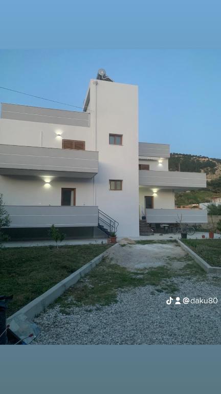 Villa Rreze Dielli - Image 8