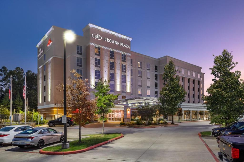 a rendering of a rendering of a convention hotel at Crowne Plaza Shenandoah - The Woodlands in The Woodlands